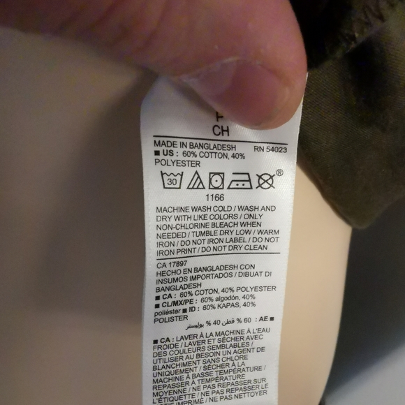 🆕 Monstera Leaf Print Short Sleeve Henley Soft Washed Tee Small Green Old Navy - Picture 6 of 6